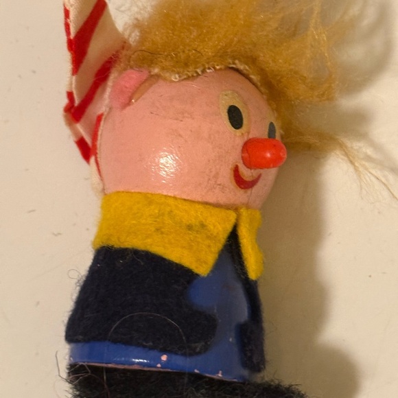 Lot of 9 Kellogg’s vintage cereal premium toys 1970s collectibles wood and felt - Picture 3 of 12